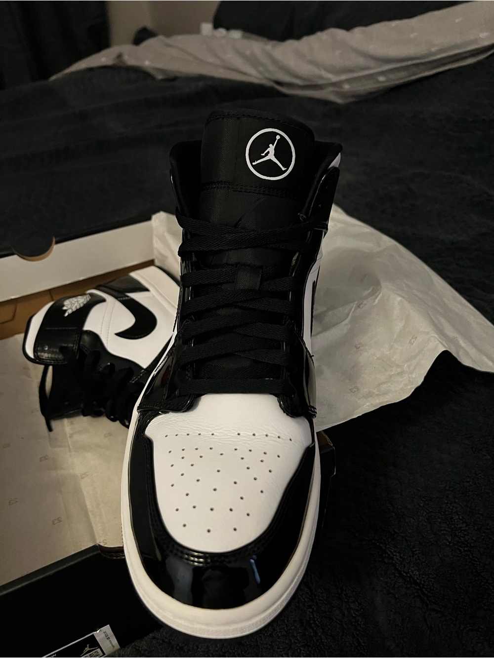 Men’s Retro Jordan 1 Black and White Mid-Top Sneakers